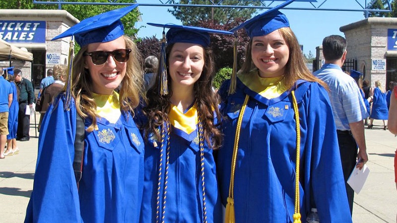 How To Wear A Graduation Cap In 3 Steps You Can Definitely Handle