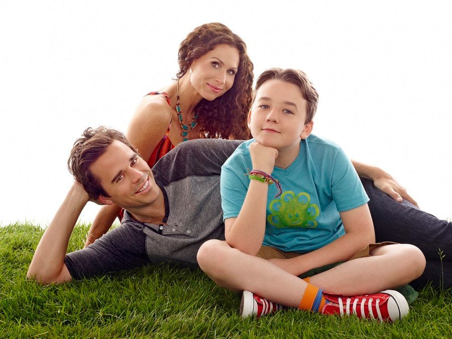 Гифки беседа. Джастин лонг в роли дэрри. Tv girl who really cares. Джиннифер гудвин и джастин лонг. Эми полер мем.