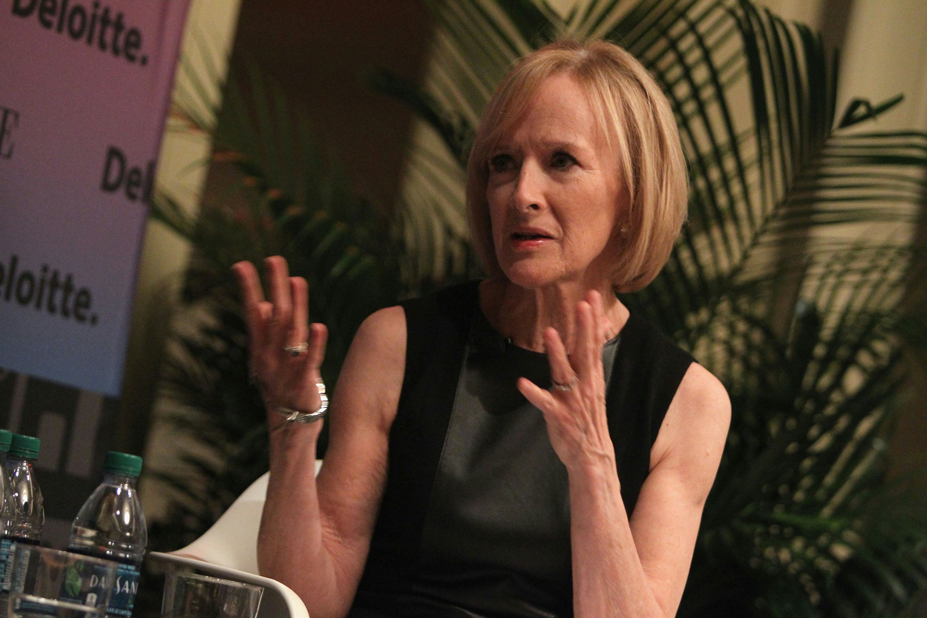 Who Is Judy Woodruff? The PBS Democratic Debate Moderator Has Been A