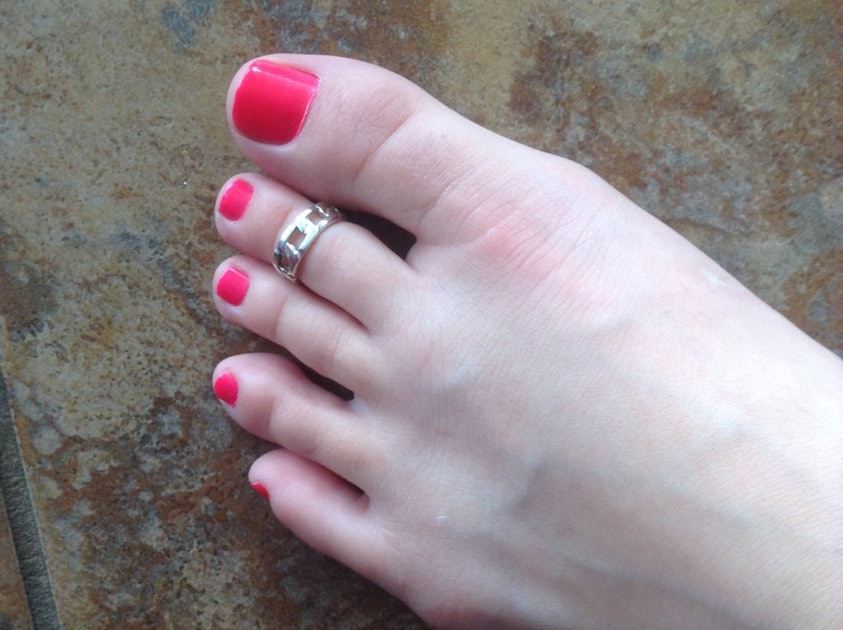 11 Things Every Toe Ring Wearer Will Probably Understand