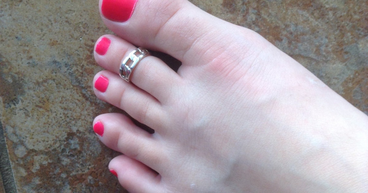 11 Things Every Toe Ring Wearer Will Probably Understand