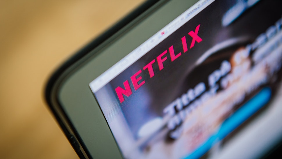 5 Netflix Hacks That Will Totally Change Your Movie Watching