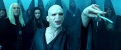 The Secret To Transforming 'Harry Potter' Star Ralph Fiennes Into ...