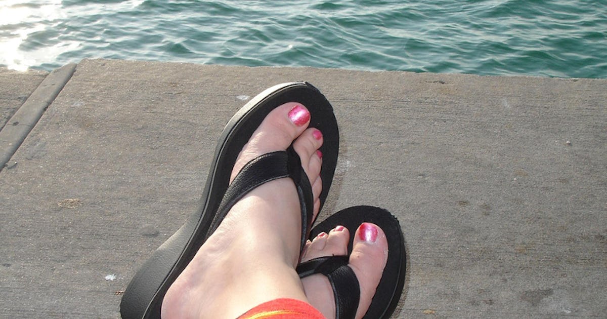 Can You Wear Sandals To Work? A Handy Guide To Summer Can You Wear Sandals To Work? A Handy Guide To Summer