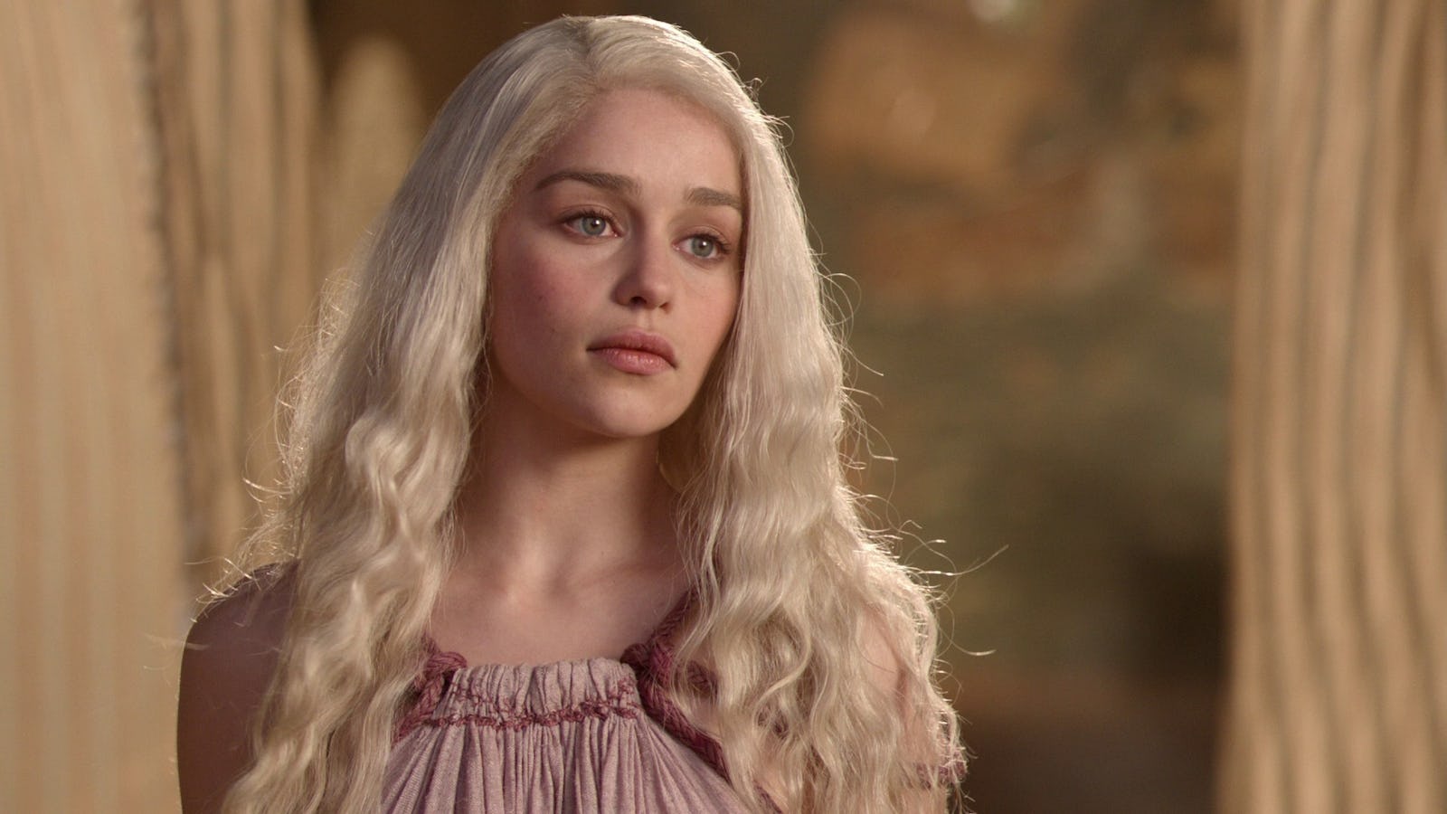 Daenerys Targaryen (Game of Thrones) - wide 7