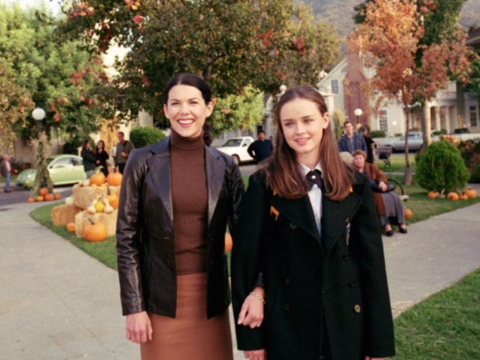 8 Lorelai & Rory Moments That Made It Hard To Be A 'Gilmore Girls' Fan