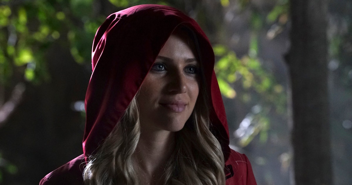 The Black Widow Plot Hole From 'Pretty Little Liars' Doesn't Mean Sara