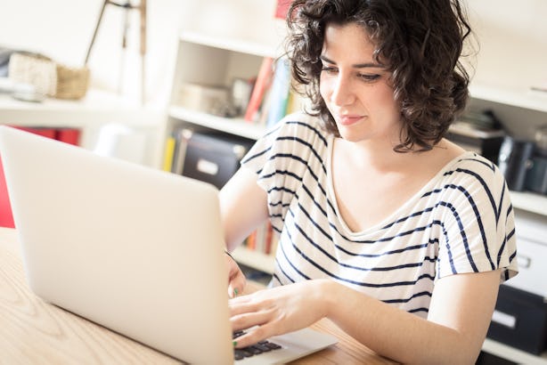 Signs Your Date Isn't Interested in You | Psychology Today online dating brush off