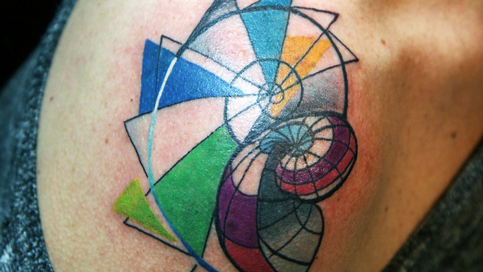 15 Incredible Geometric Tattoos To Inspire You To Adorn Your 15 Incredible Geometric Tattoos To Inspire You To Adorn Your