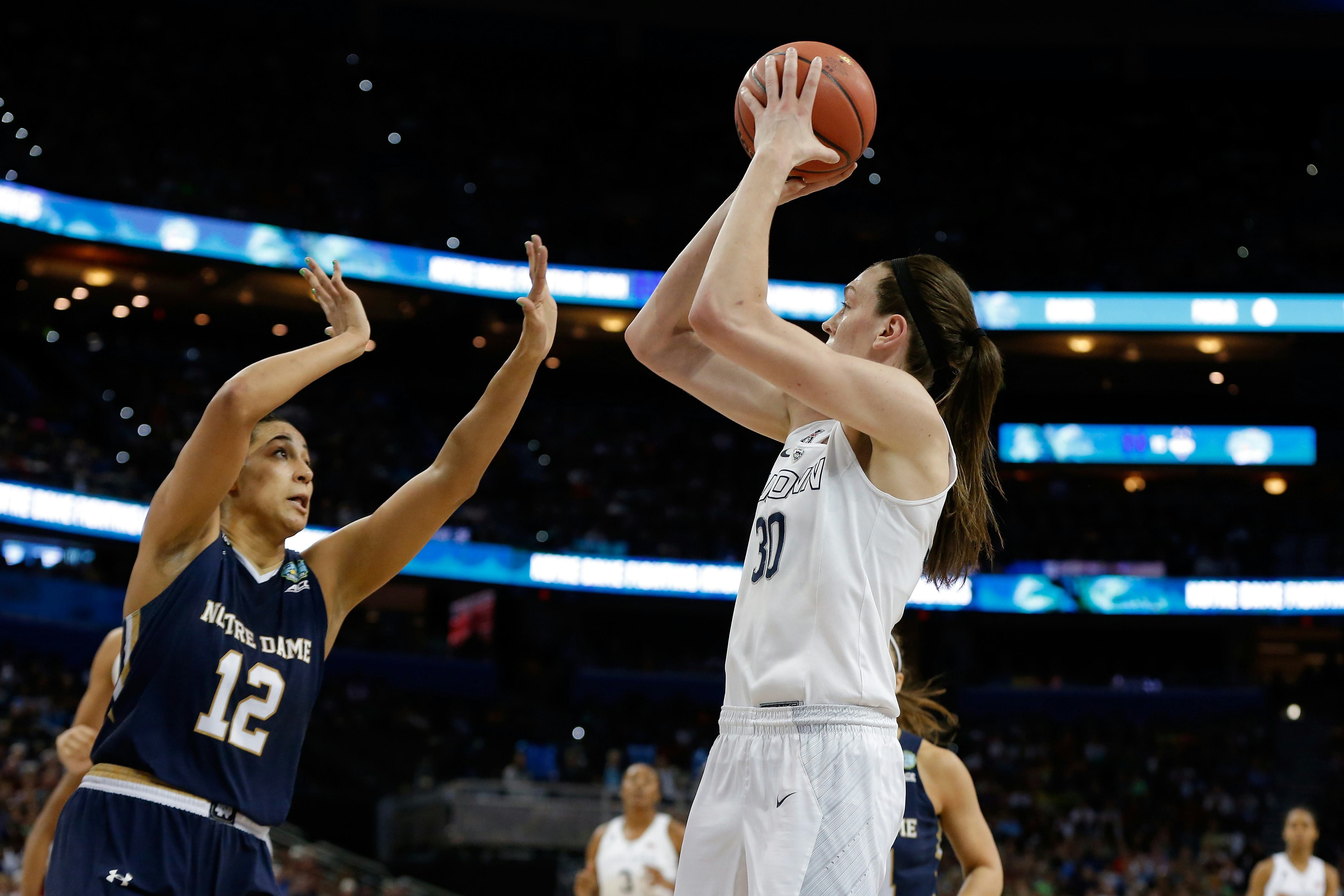 The Women's March Madness Tournament Is More Popular Than Ever & It's