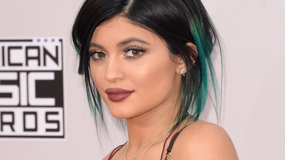 Kylie Jenner Got A Grill But Here Are 5 Other Easy Things She Can Do