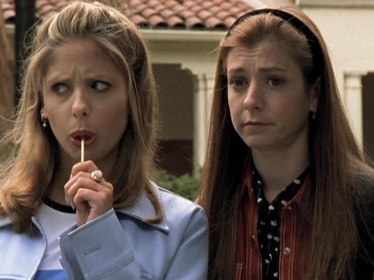 17 ‘buffy The Vampire Slayer Outfits That Are Completely Outdated
