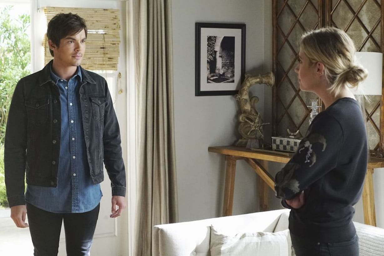 Will Hanna And Caleb Get Married On Pretty Little Liars Season 7b Could Bring A Haleb Happy Ending