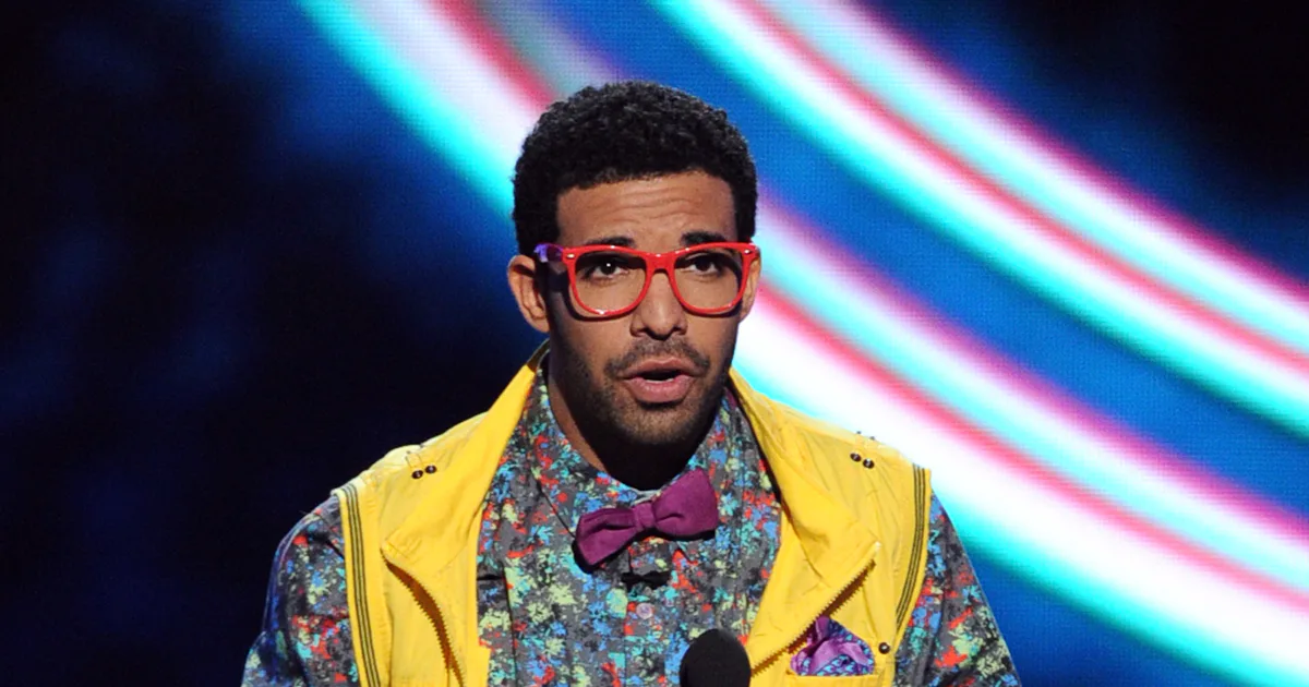 9 Times Drake Was A Not-So-Secret Nerd — From Concerns About Lint to ...