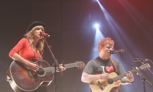 7 Reasons Taylor Swift Ed Sheeran Would Make The Perfect Couple He Already Likes Her Cats
