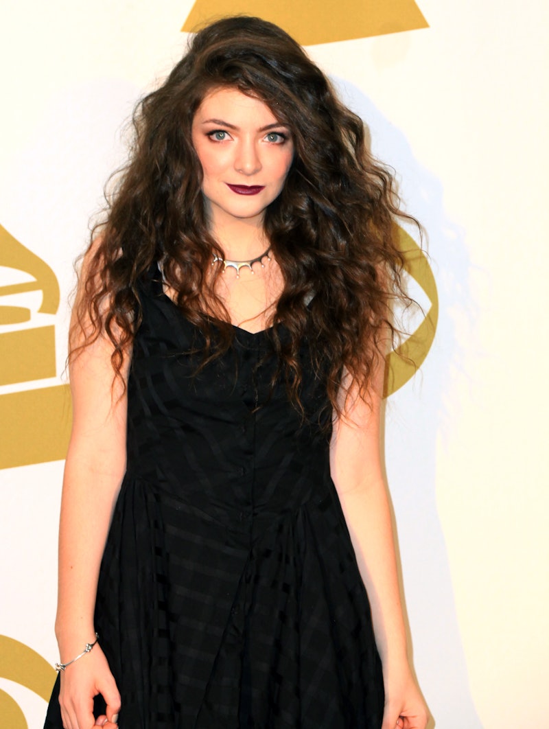 Did Sia Sing This Lorde Parody Song You Know It Has To Be Her Right Right Listen