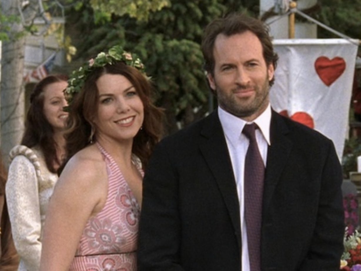 Luke & Lorelai Could Be Married In The 'Gilmore Girls' Revival & If Not(00)