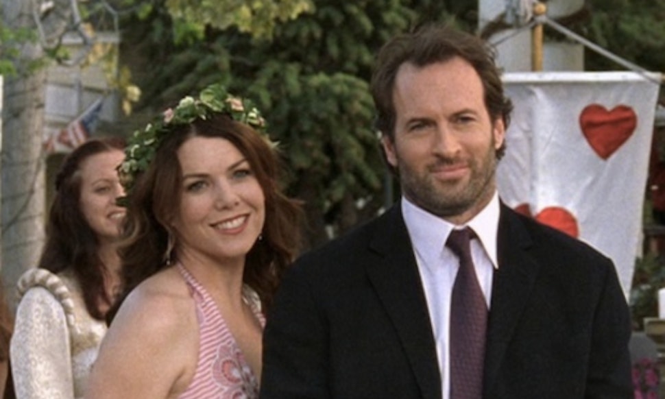 Luke & Lorelai Could Be Married In The 'Gilmore Girls' Revival & If Not Luke & Lorelai Could Be Married In The 'Gilmore Girls' Revival & If Not