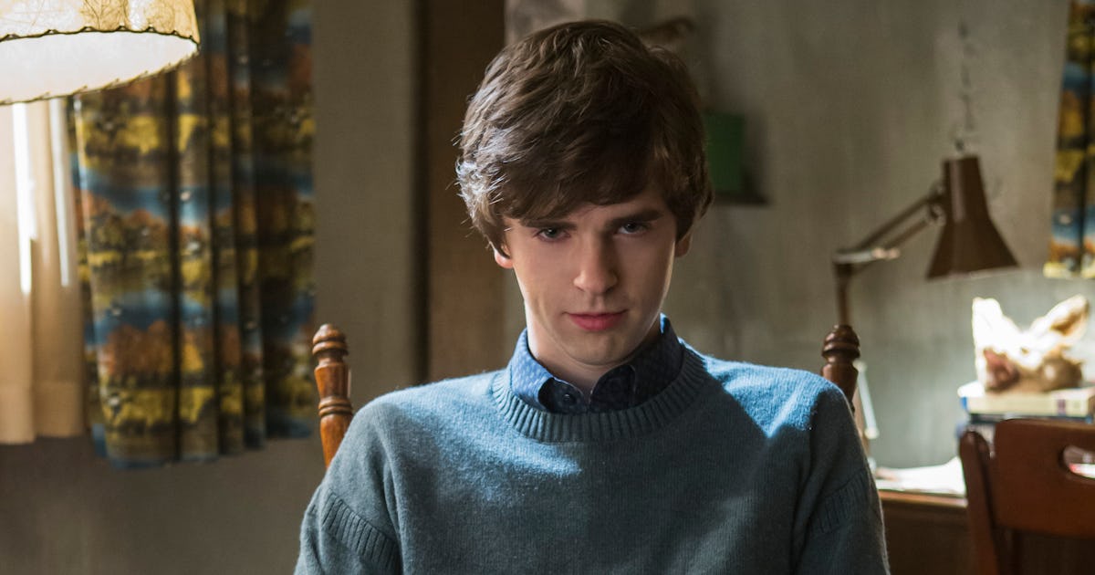 Norman Killed Emma's Mother On 'Bates Motel,’ Which May Foreshadow