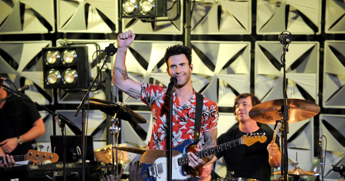 Maroon 5 S Quot Animals Quot Lyrics Are Super Awkward But At