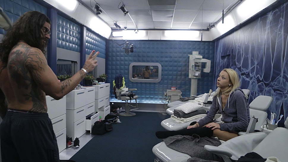 Big Brother 17 Podcast The Diary Room Returns With A Week