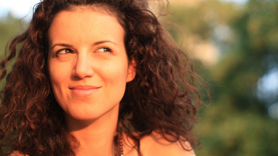 How To Style Naturally Curly Hair According To 13 Real Women With