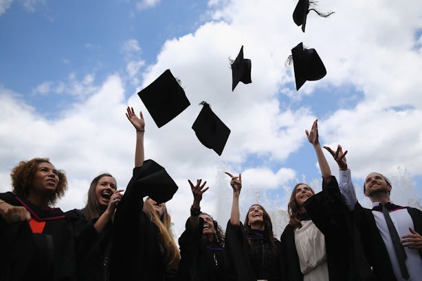 20 Graduation Quotes To Help You Feel Like A Boss When You Walk Across ...