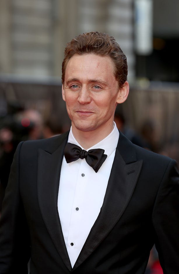 Tom Hiddleston's Surprise Cover Of This Hank Williams Classic Is Dreamy ...