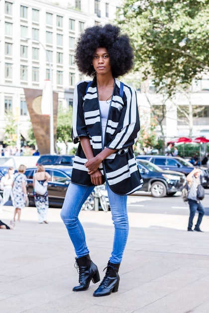 These NYFW Street Style Stars Dish On What They're Currently Reading ...