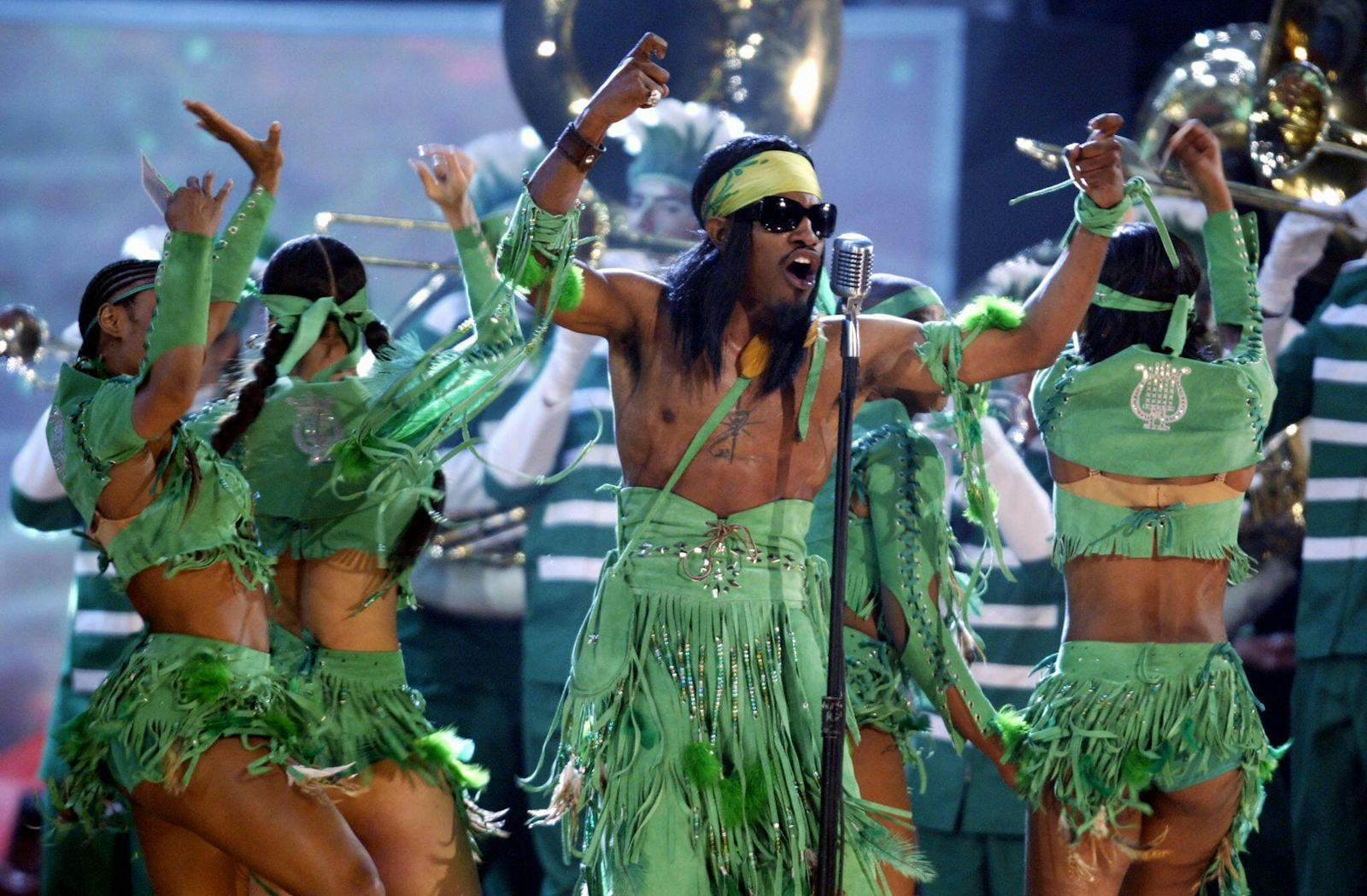 7 Early 2000 Songs That Totally Don t Mean What You Thought 7-early-2000-songs-that-totally-don-t-mean-what-you-thought