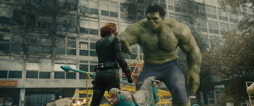 Do Black Widow The Hulk Get Together In The Marvel Comics