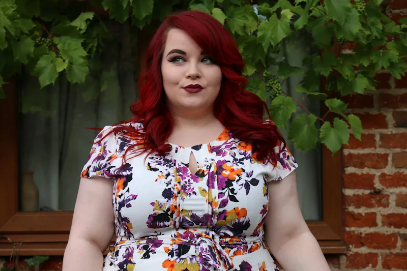19 English Plus Size Bloggers To Know Because In A Population Of 53 ...