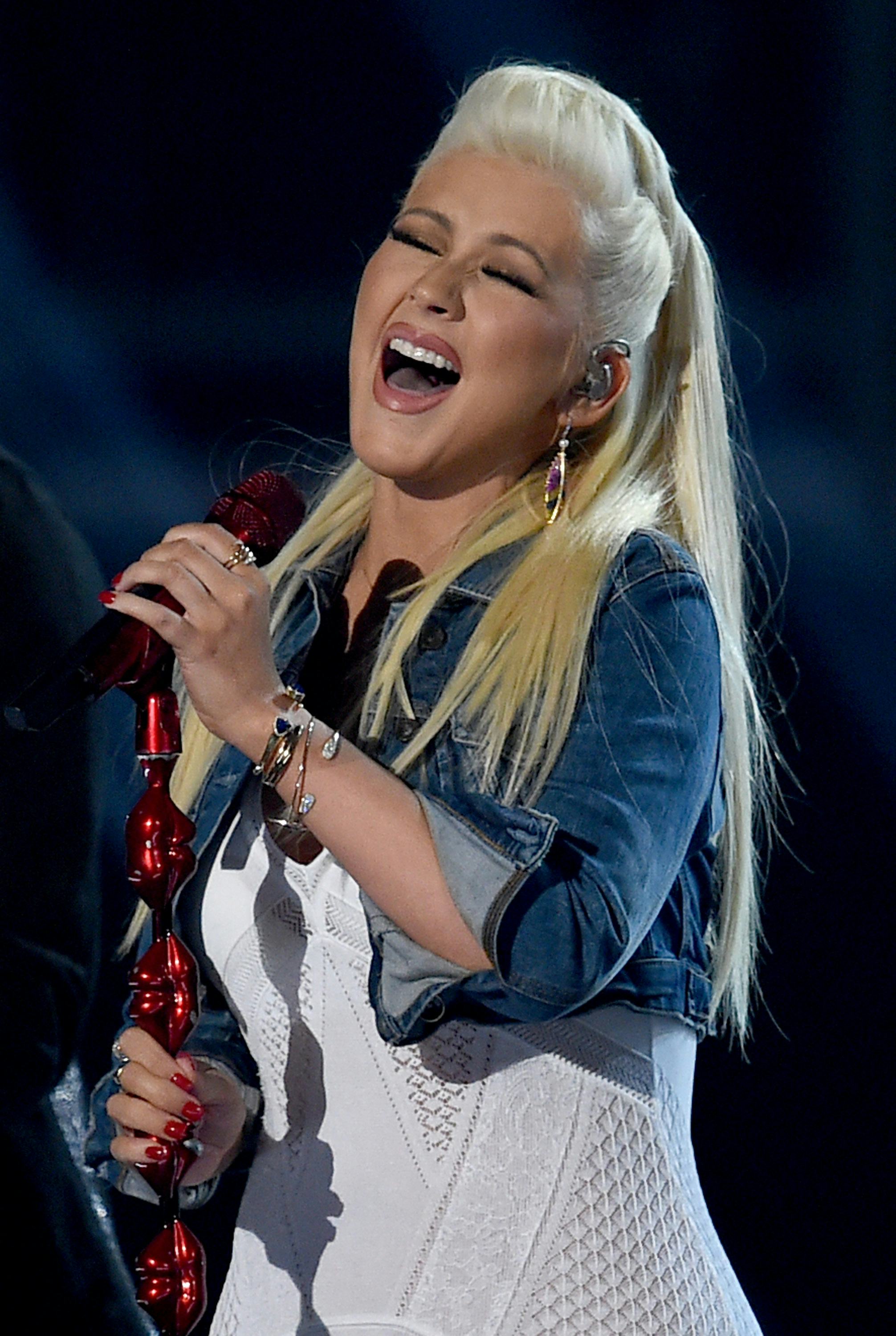 9 Christina Aguilera Songs To Dedicate To Your Bae, From "What A Girl ...