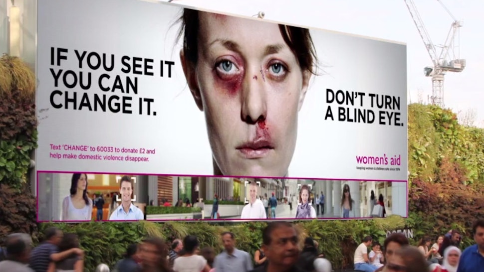 קמפיין אינטראקטיבי נגד אלימות במשפחה (סוכנות השיווק והפרסום הלונדונית WCRS) 