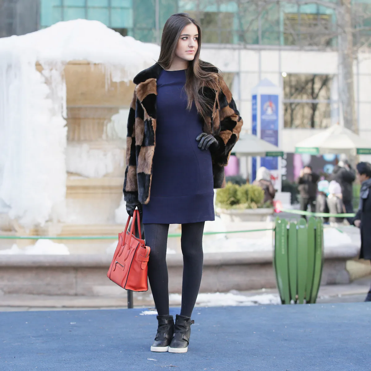 How To Wear A Dress In The Winter Without Freezing Your Legs Off PHOTOS How To Wear A Dress In The Winter Without Freezing Your Legs Off PHOTOS