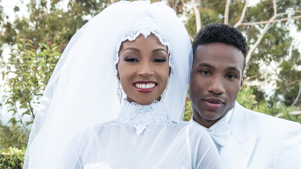 Whitney Houston Bobby Brown S Wedding Was An Extravagant Affair