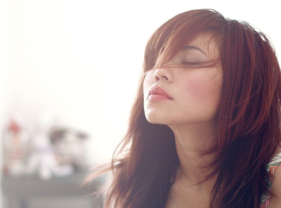 Keeping hair straight shop in humid weather