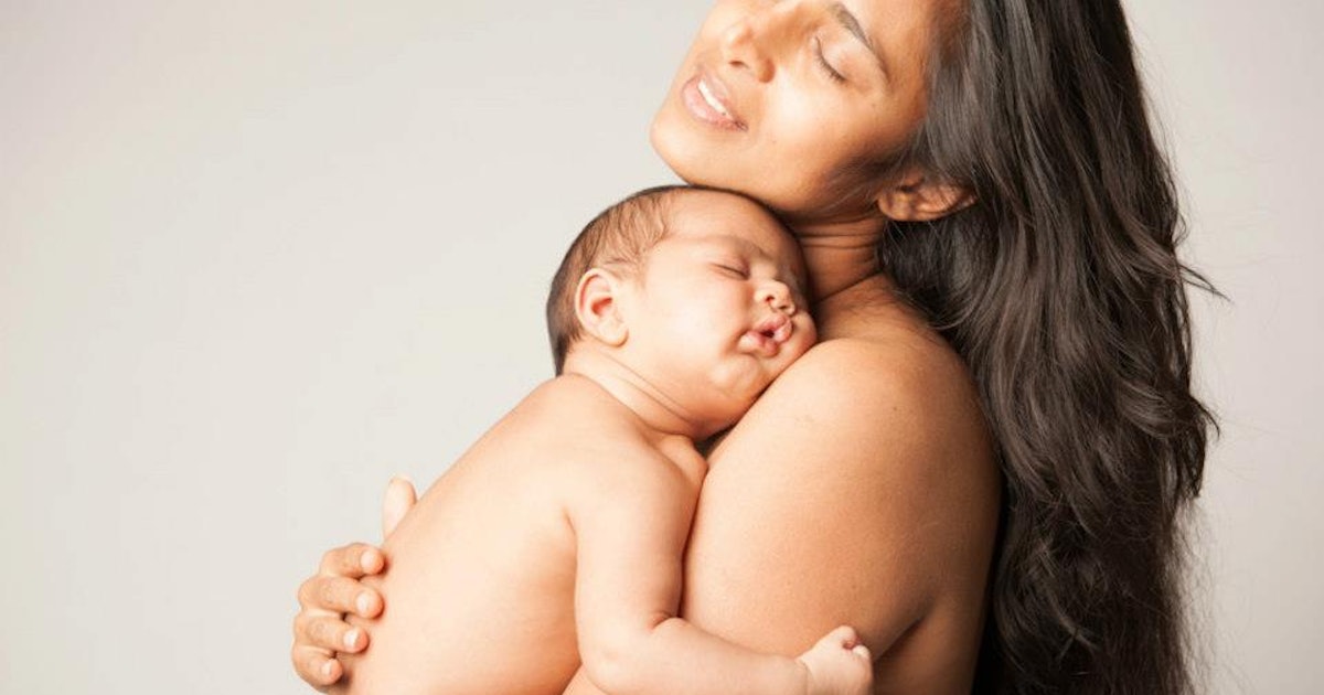 Фотограф Джейд Билл. Фотограф Джейд Билл Breastfeeding. Фотопроект Джейд Билл. Мать с грудным ребенком.