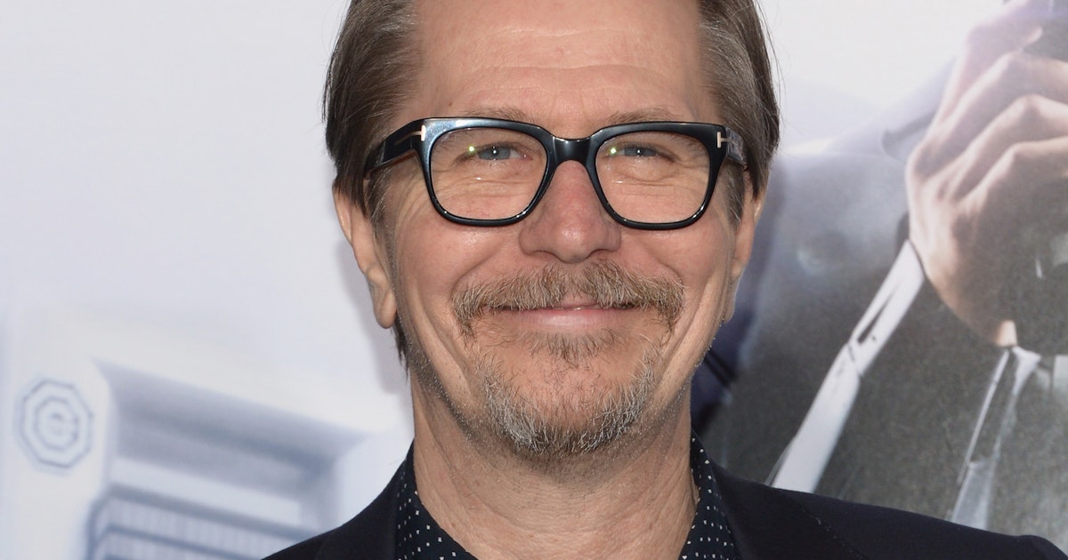 gary oldman apologizes some his offensive comments gary oldman apologizes some his offensive comments