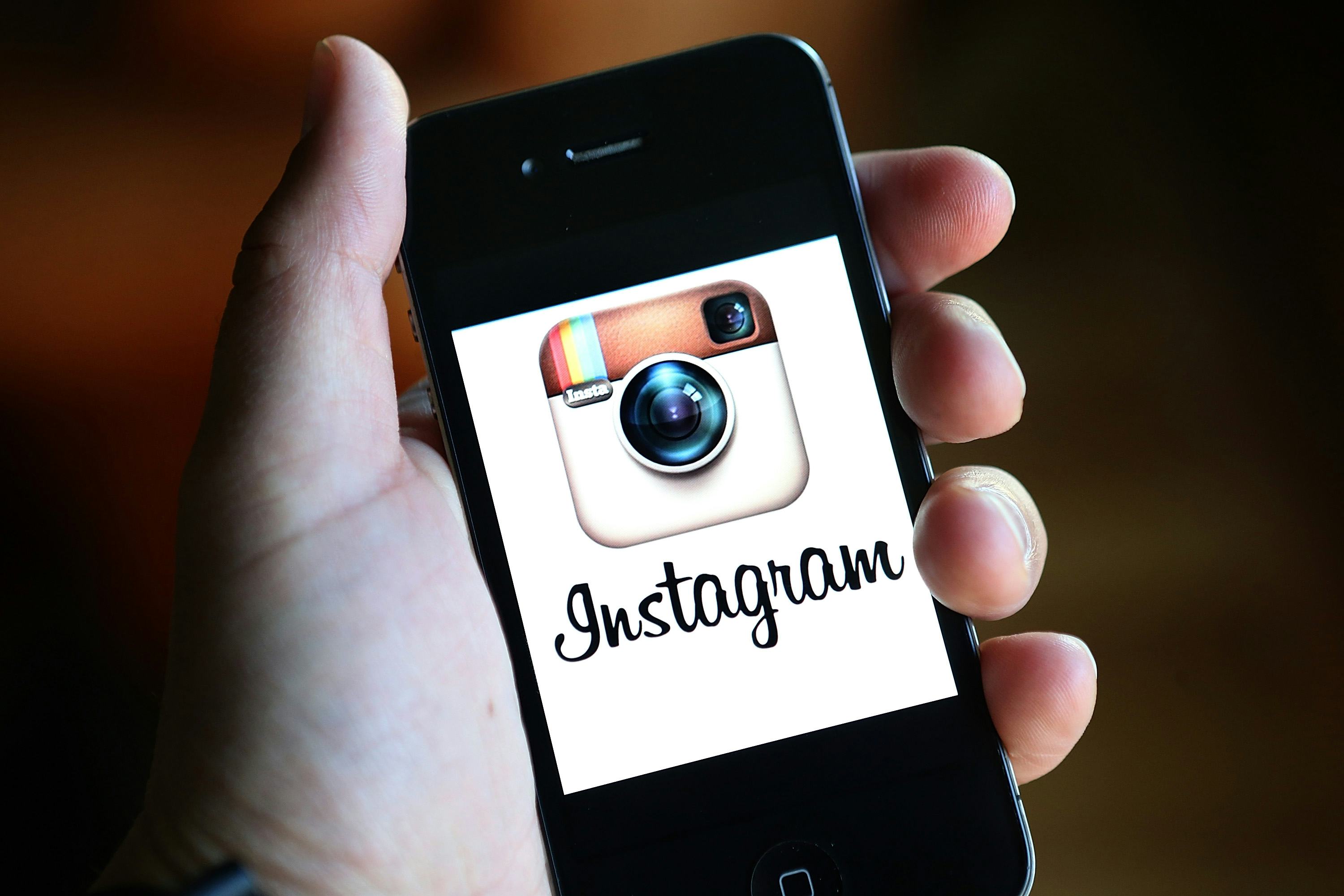 How To Switch Between Instagram Accounts Without Logging Out, Because ...