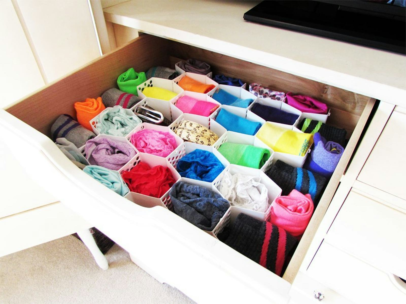 How To Organize Your Bra, Underwear & Sock Drawers With 8 Helpful Items