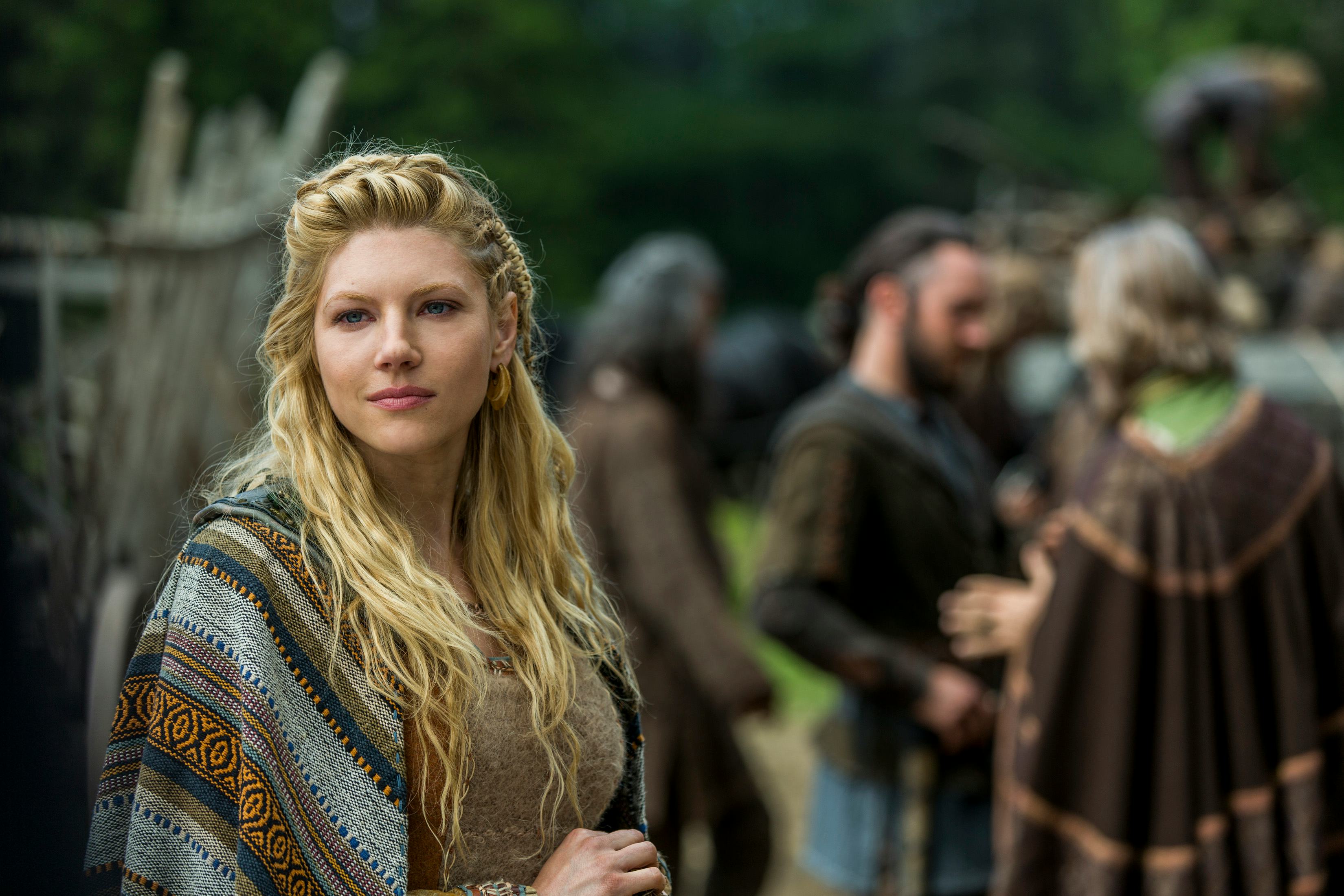 6 ways to wear 'vikings'-inspired hairstyles because