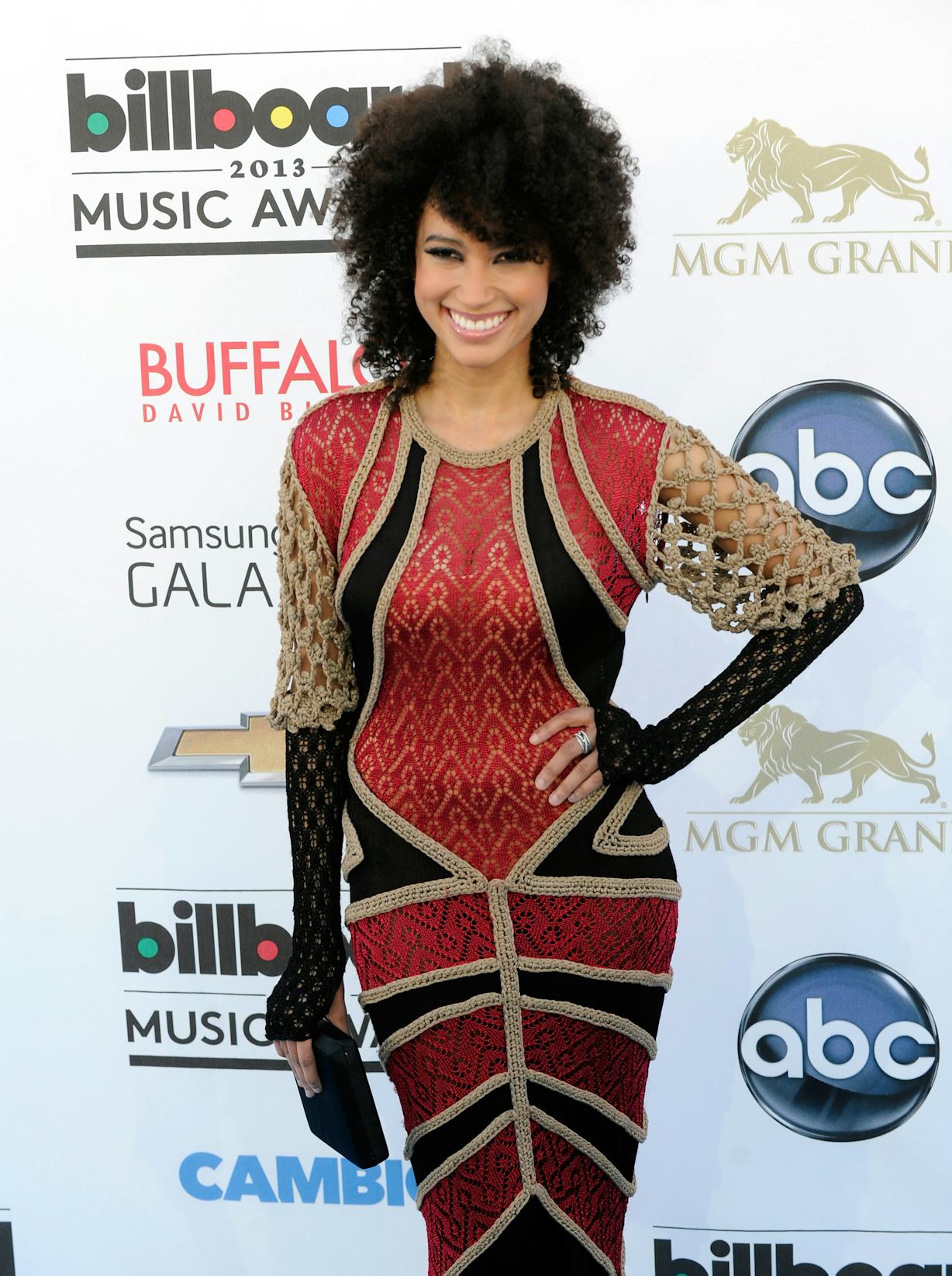 Star Of Wells Fargo’s “Sydney” Commercial Is A Real Musician & She’s