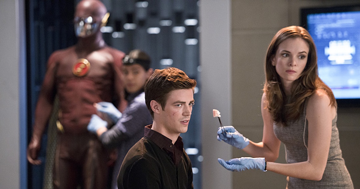 How Did 'The Flash' Get His Powers? S.T.A.R. Labs' Particle Accelerator ...