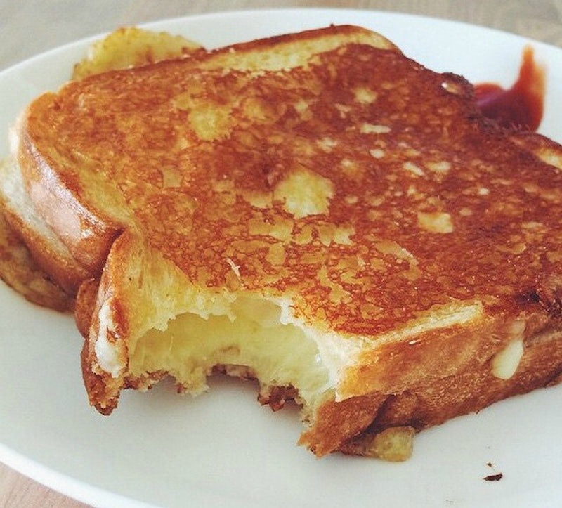 Grilled Cheese Lovers Have More Sex And 7 More Reasons Cheese Addicts