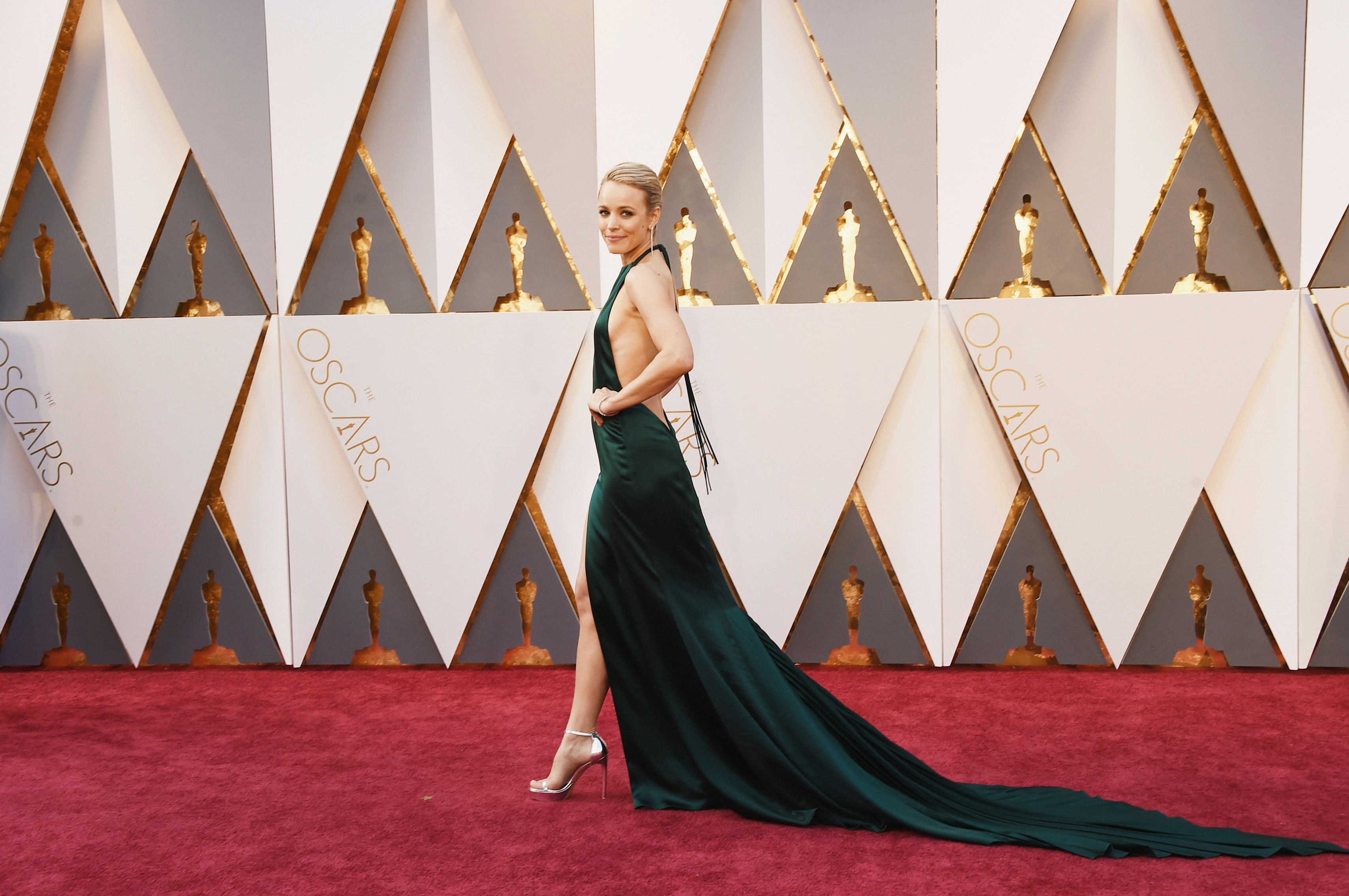 All The Looks At The 2016 Oscars Red Carpet Were As Gorgeous & Glamorous As  Ever — PHOTOS