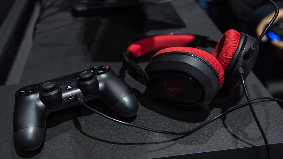 'Rust' PC Survival Game Introduces Female Avatars & Their Reasons Are ...