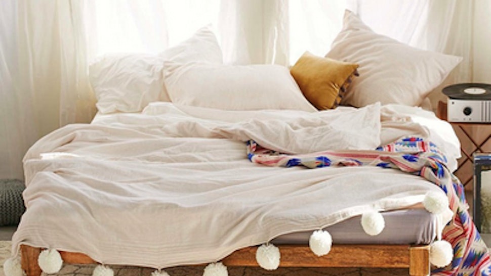 9 Quirky Bedding Sets That Ll Make Your Room As Unique As You