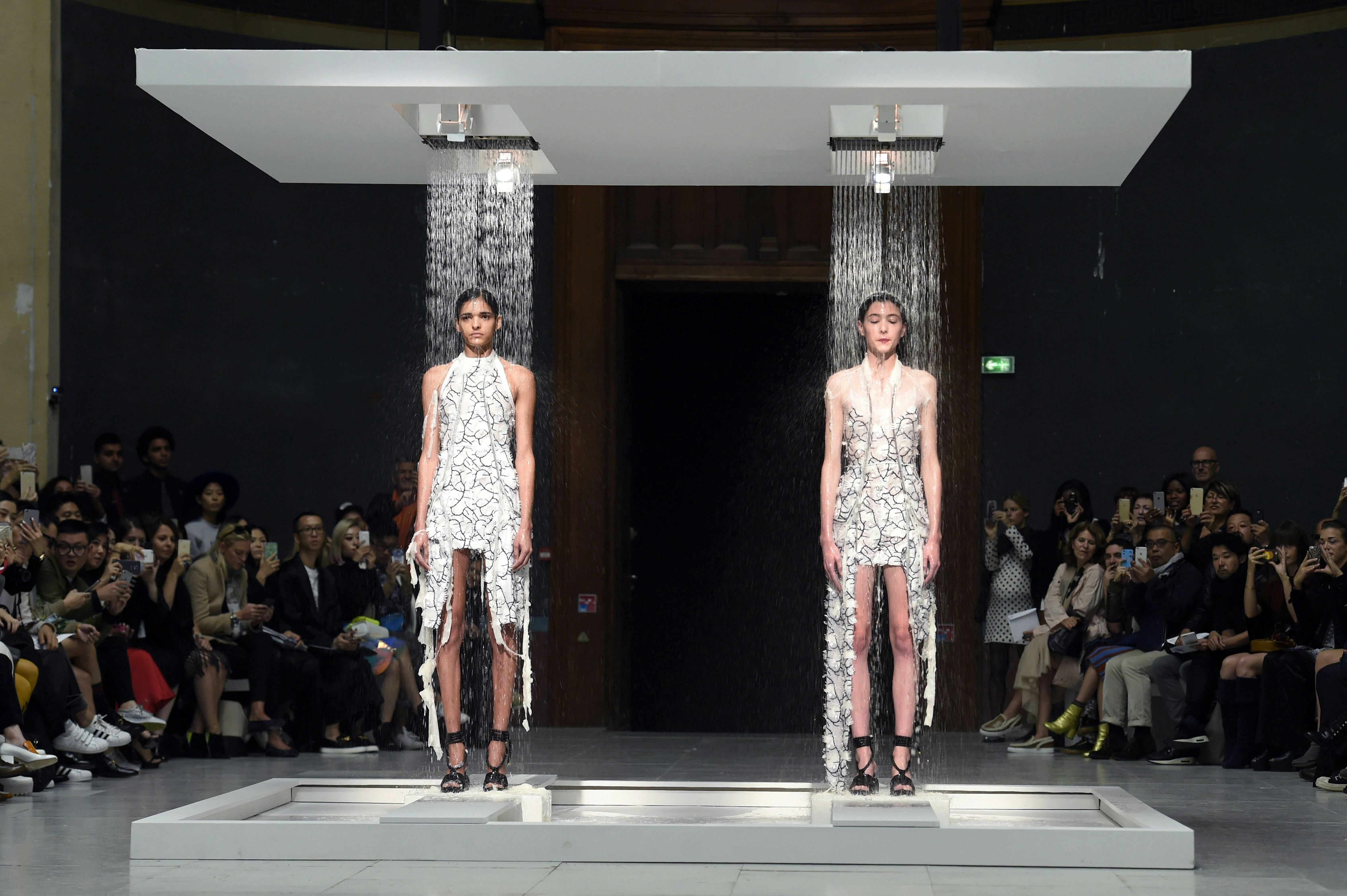 Hussein Chalayan Melting Dresses Are Unwearable But Awesome — PHOTOS