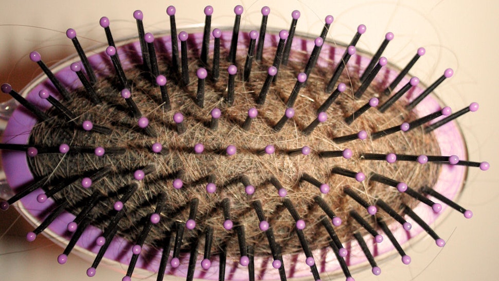 why does hair fall out when long